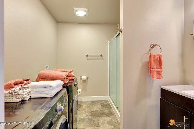 10775 E Meadowlark Circle, Palmer, AK 99645