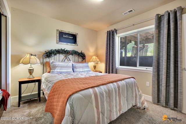 10775 E Meadowlark Circle, Palmer, AK 99645