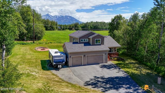 10775 E Meadowlark Circle, Palmer, AK 99645