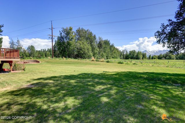 10775 E Meadowlark Circle, Palmer, AK 99645