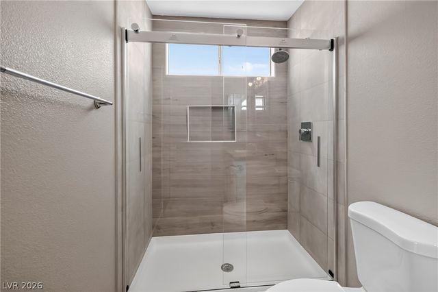 490 Searchlight Drive, Las Vegas, NV 89110