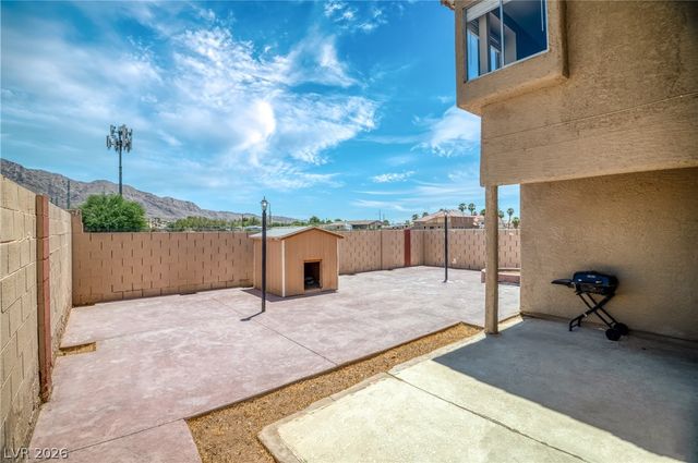 490 Searchlight Drive, Las Vegas, NV 89110