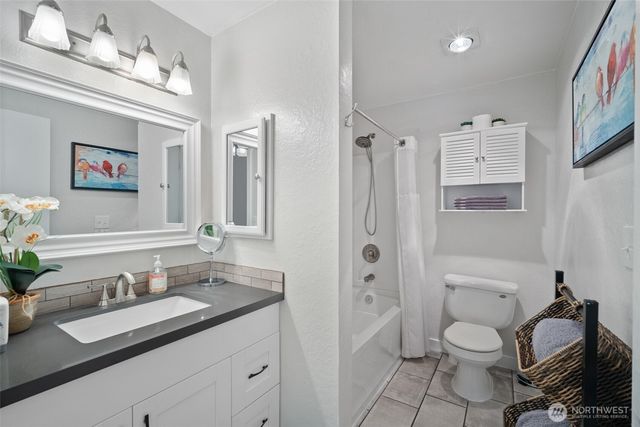 913 92nd Street SE, Everett, WA 98208