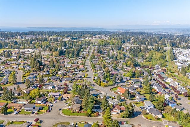 913 92nd Street SE, Everett, WA 98208