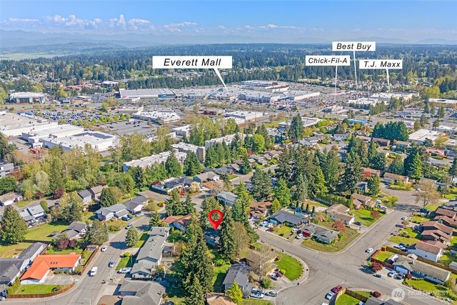 913 92nd Street SE, Everett, WA 98208