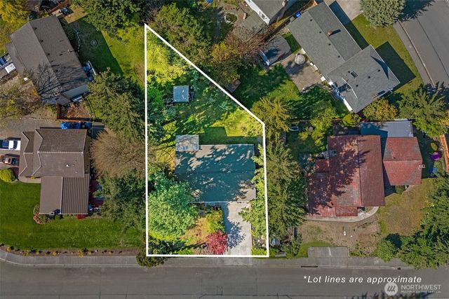 913 92nd Street SE, Everett, WA 98208