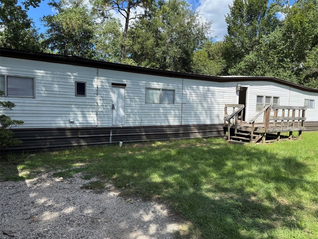 23479 Manion, New Caney, TX 77357