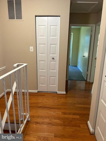 10028 MAPLE LEAF DR, Gaithersburg, MD 20886