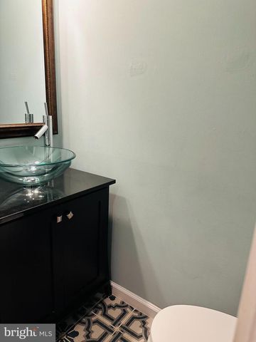 10028 MAPLE LEAF DR, Gaithersburg, MD 20886