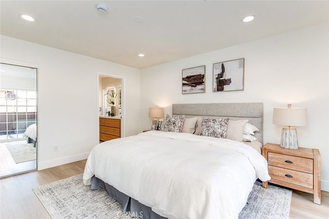 26 Seton, Irvine, CA 92612