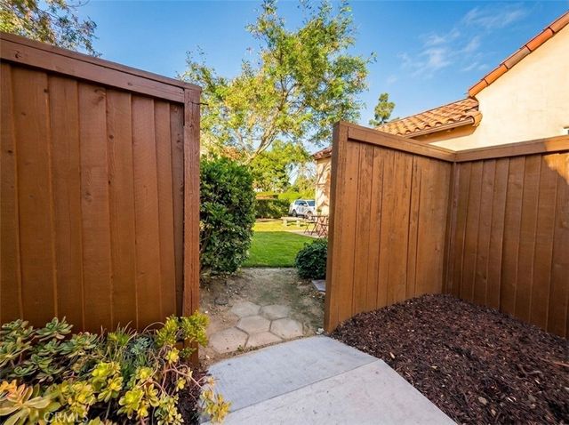 26 Seton, Irvine, CA 92612