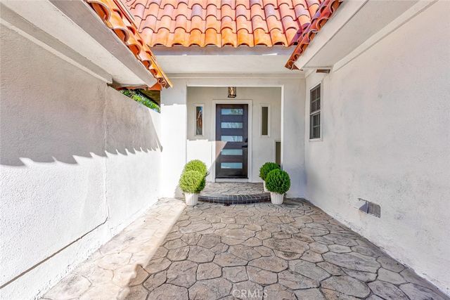 26 Seton, Irvine, CA 92612