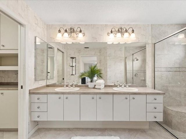 607 WATERFORD CIRCLE E, Tarpon Springs, FL 34688