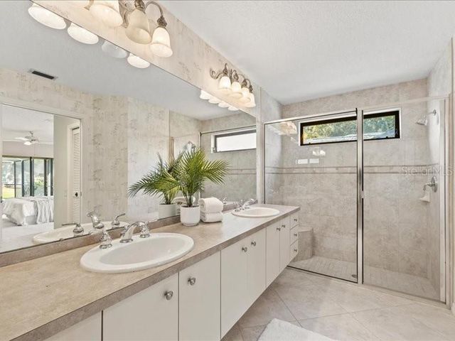 607 WATERFORD CIRCLE E, Tarpon Springs, FL 34688