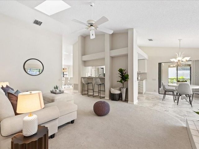 607 WATERFORD CIRCLE E, Tarpon Springs, FL 34688