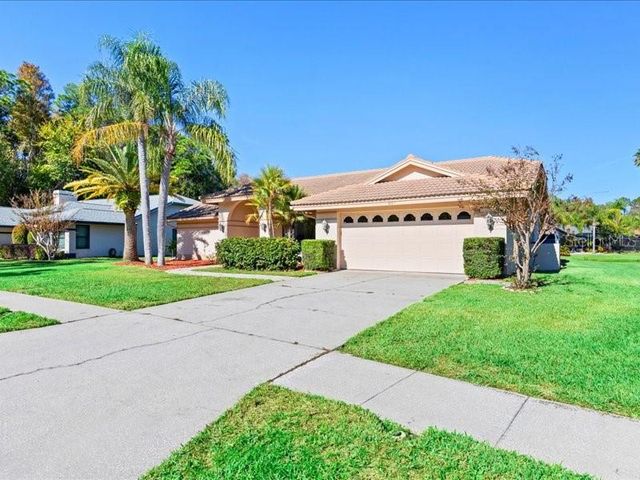 607 WATERFORD CIRCLE E, Tarpon Springs, FL 34688