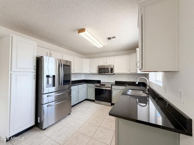 23115 E OXBOW Drive, Florence, AZ 85132