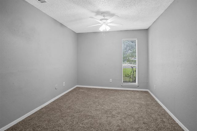 2156 Fleur De Lis Court, Arlington, TX 76012