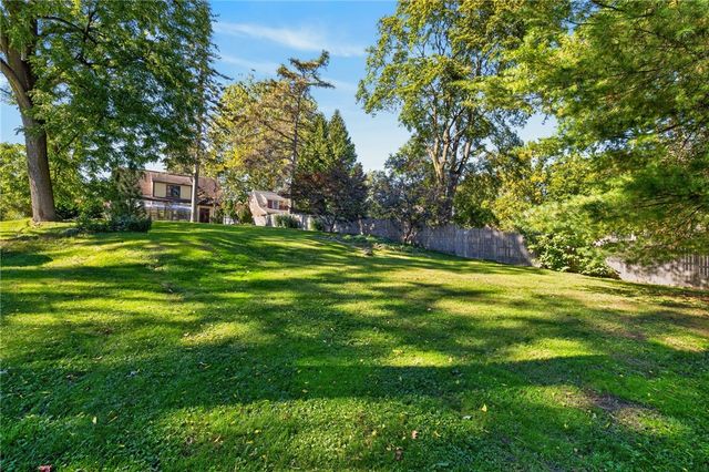 956 South Lincoln Road, Perinton, NY 14445