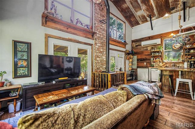 133 Wood Valley Trail, Pacific, MO 63069