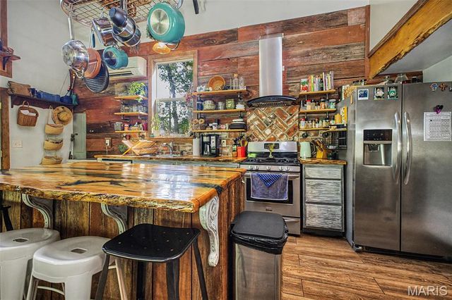 133 Wood Valley Trail, Pacific, MO 63069