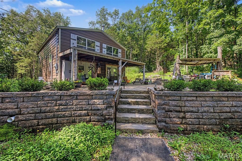 133 Wood Valley Trail, Pacific, MO 63069