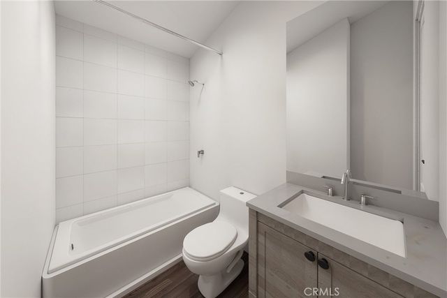 8787 Locust Avenue 68, Fontana, CA 92335