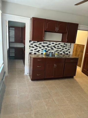 352 French Street, Bridgeport, CT 06606