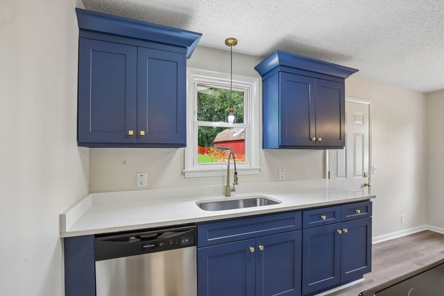 3140 Crosswood Dr, Nashville, TN 37214