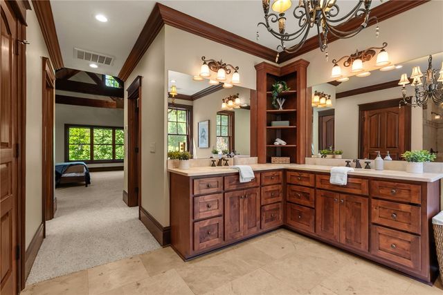 264 Featherstone Drive, Sunset, SC 29685