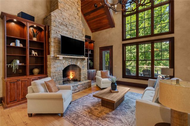 264 Featherstone Drive, Sunset, SC 29685