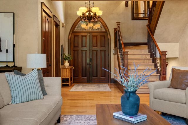 264 Featherstone Drive, Sunset, SC 29685