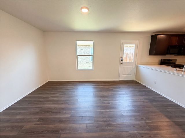 2214 Nightgrove Circle, Crandall, TX 75114