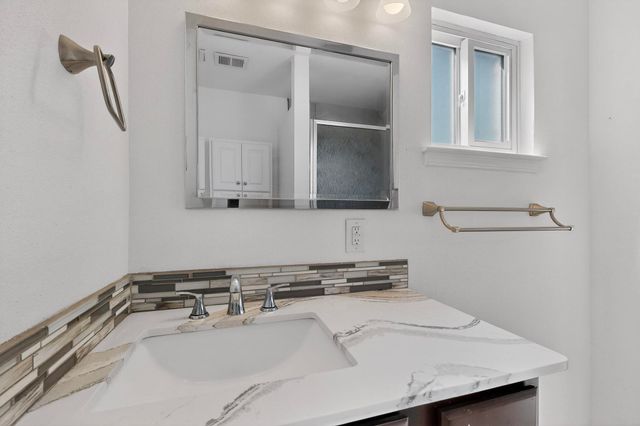 3804 Big Bend Road NE, Albuquerque, NM 87111