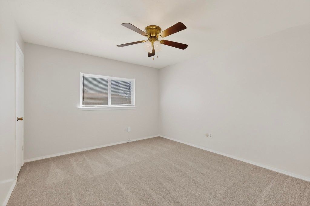 Image 23 of property listing at 3804 Big Bend Road NE, Albuquerque, NM 87111