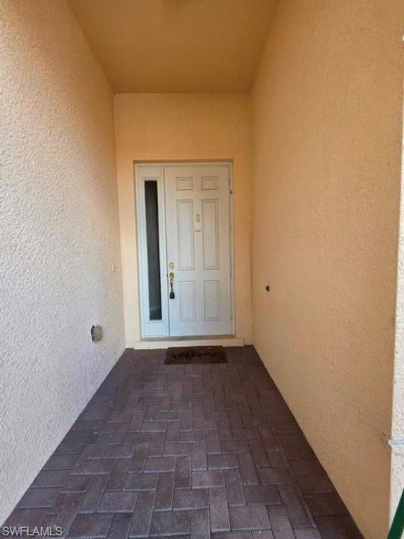2267 Bainmar DR, LEHIGH ACRES, FL 33973 — photo 2