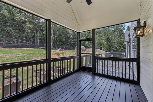 189 Oak Forest Drive, Dawsonville, GA 30534
