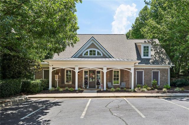 189 Oak Forest Drive, Dawsonville, GA 30534