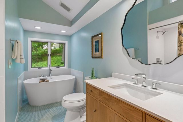 4827 Lamplighters Lane, Minnetonka, MN 55345
