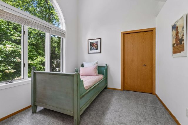 4827 Lamplighters Lane, Minnetonka, MN 55345