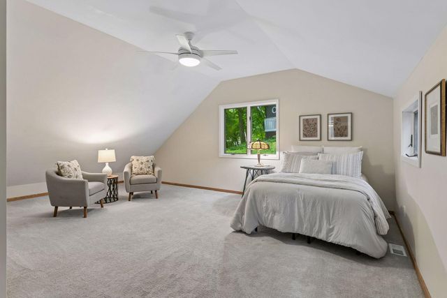 4827 Lamplighters Lane, Minnetonka, MN 55345