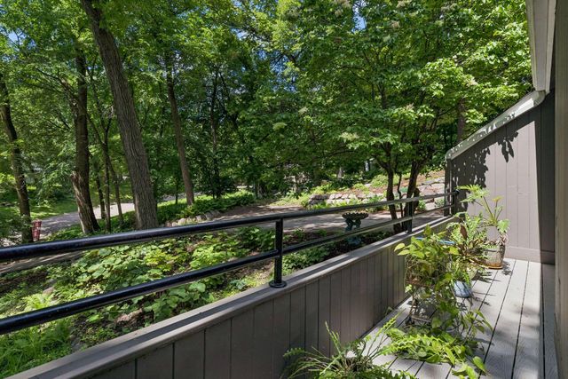 4827 Lamplighters Lane, Minnetonka, MN 55345