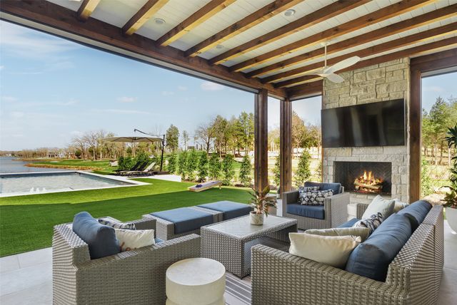 13150 Sunrise Circle, Malakoff, TX 75148