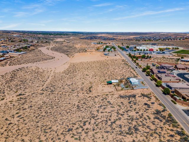 550B Fruta Road NE, Rio Rancho, NM 87124