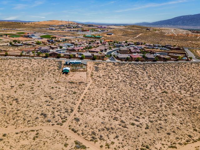550B Fruta Road NE, Rio Rancho, NM 87124