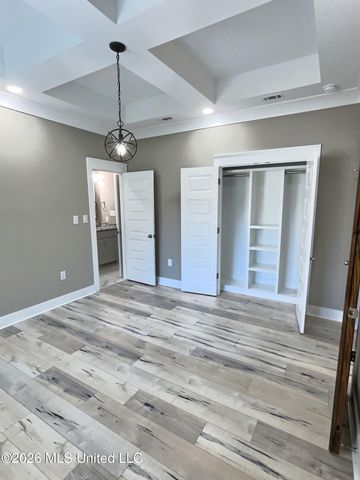 3529 Government Street, Ocean Springs, MS 39564