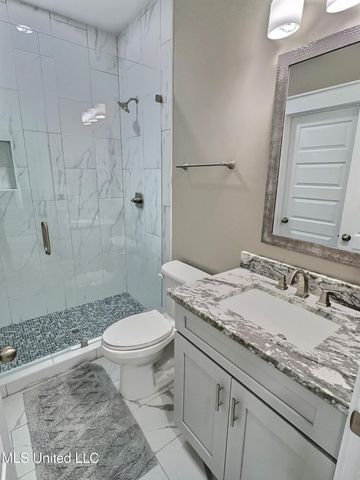 3529 Government Street, Ocean Springs, MS 39564