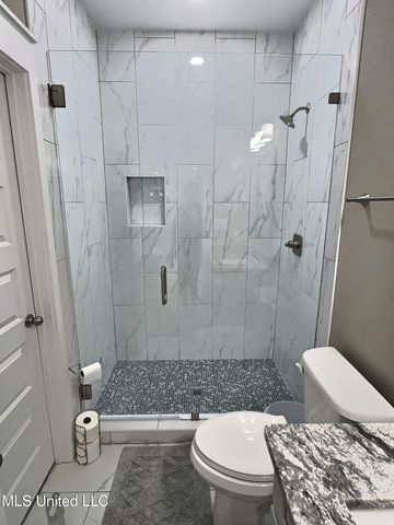 3529 Government Street, Ocean Springs, MS 39564