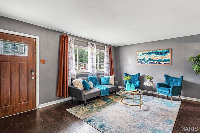 765 Kostka Lane, Florissant, MO 63031