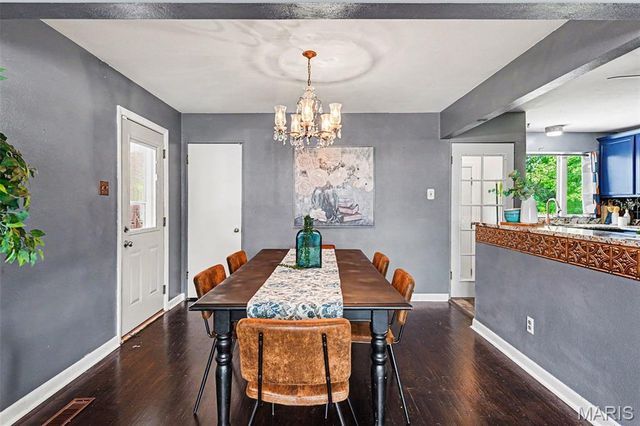 765 Kostka Lane, Florissant, MO 63031